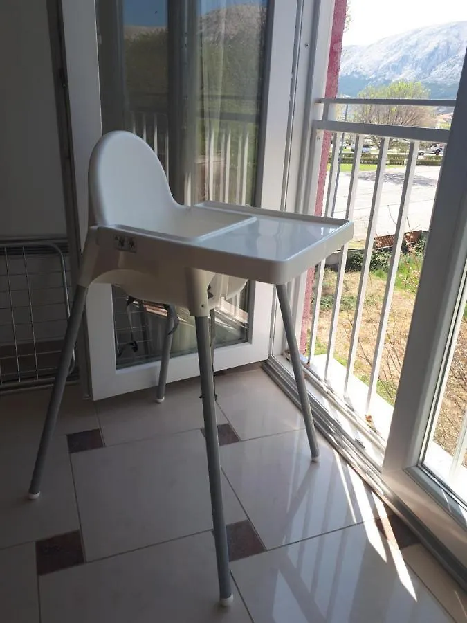 Apartment Lovorka 5 Baska  Croatia