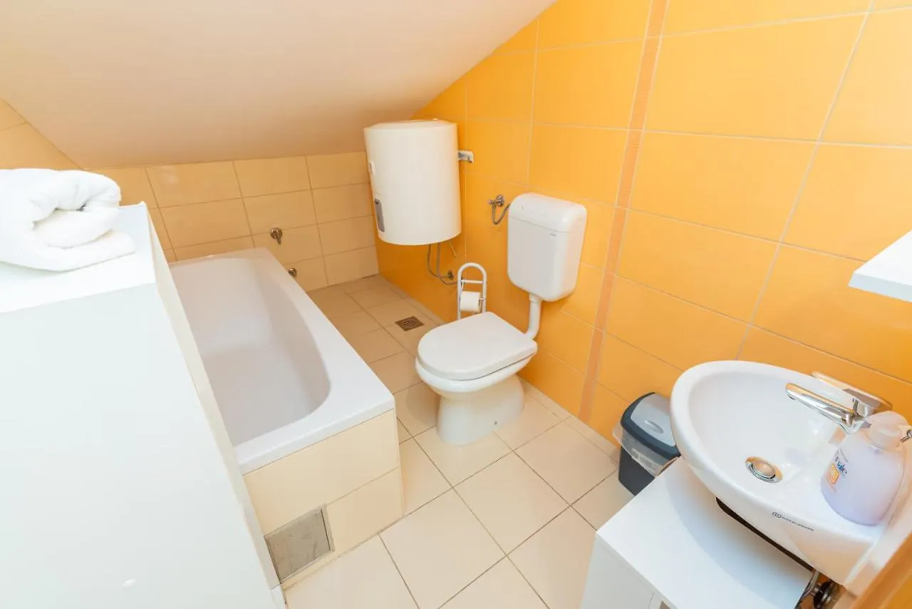 Apartment Lovorka 5 Baska  Baska (Krk)